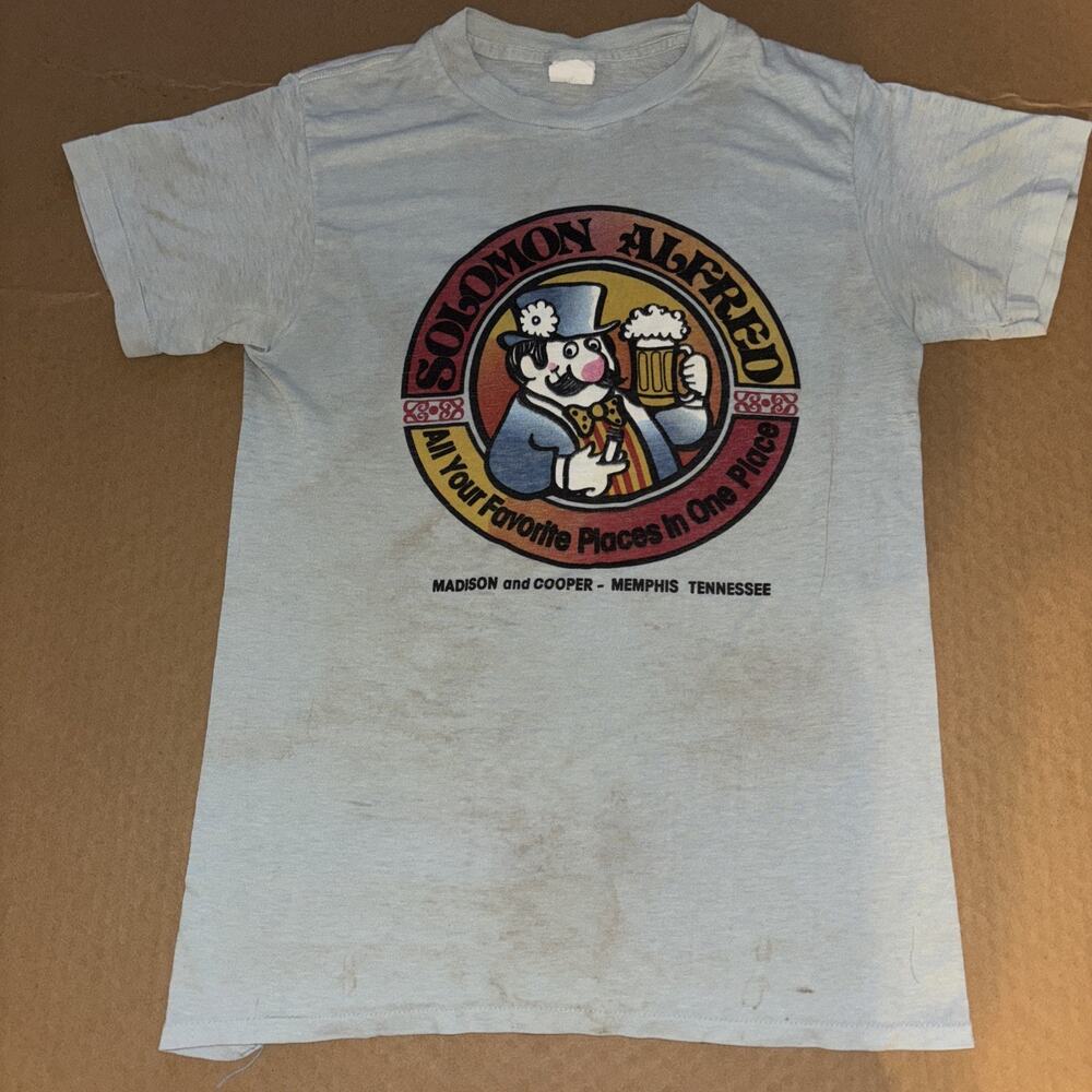 Vintage Memphis Saloon Graphic T-shirt Rare Fun Small Bar & Grill 17x24